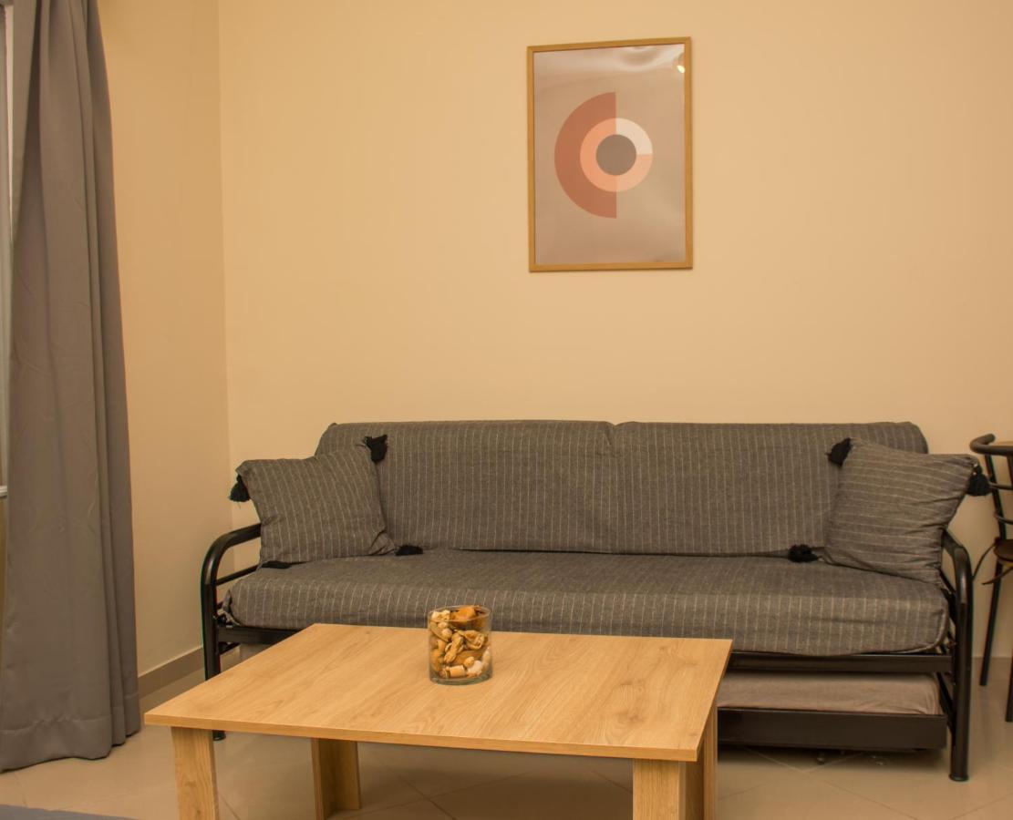 Central Luxury Studio 2 Corinth ภายนอก รูปภาพ